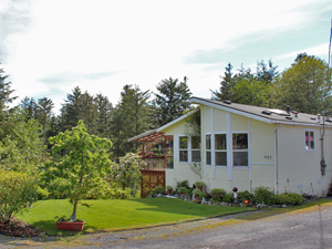 815 Lake St